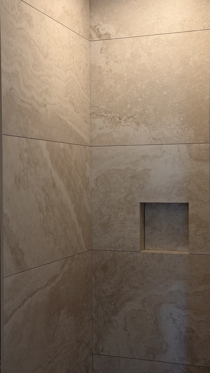 Large-format shower tile and recessed niche